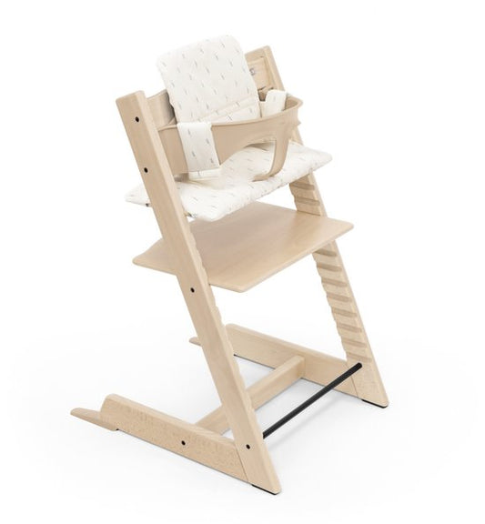 Stokke Tripp Trapp-Kinderstuhl (Natural) mit OCS-Kissen (Wheat Cream) – Inklusive Tripp Trapp-Stuhl, Babyset 2 für Kinder von 6 bis 36 Monaten