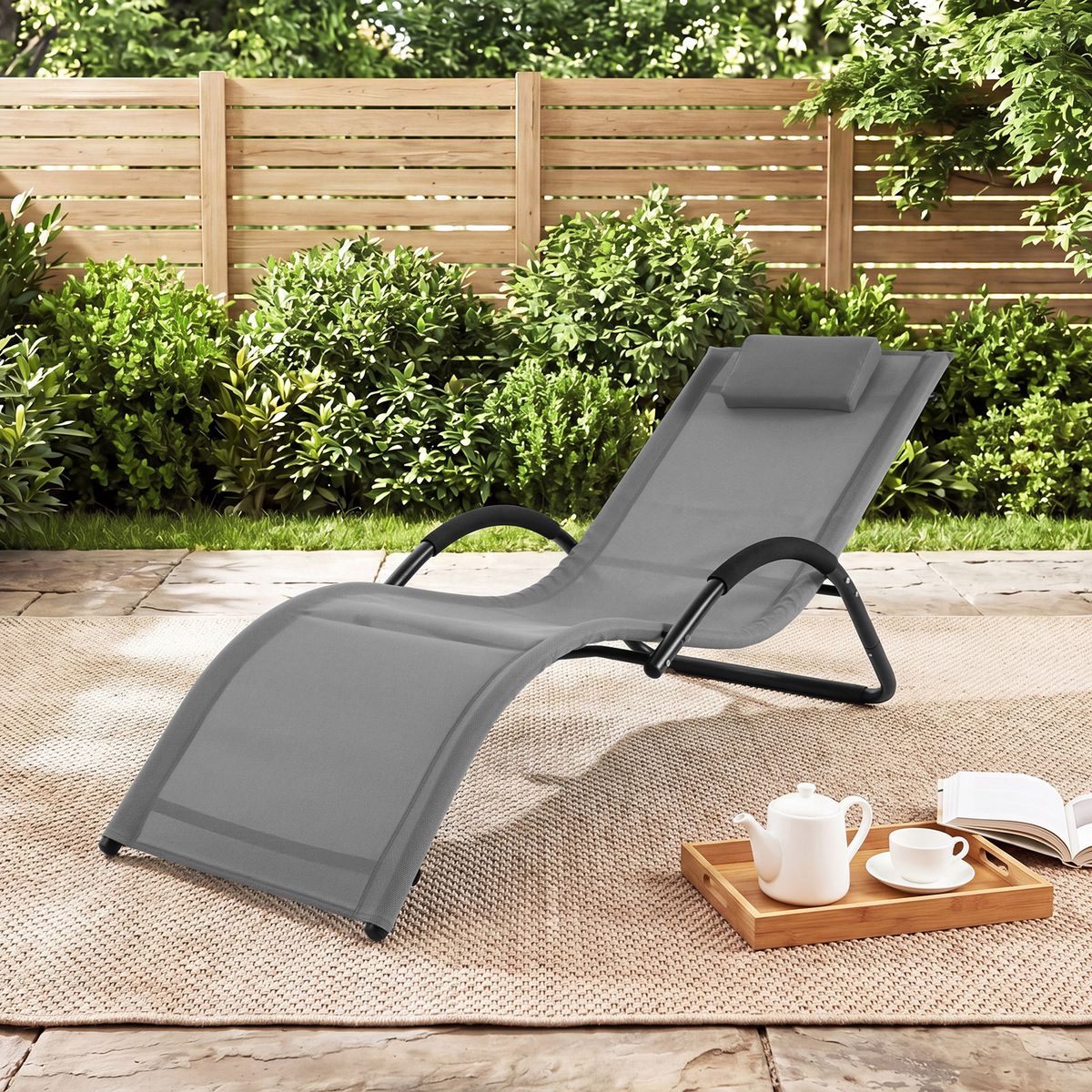 Coast Gartenliegestuhl – ergonomisches Design – abnehmbare Kopfstütze – grau – 1 Stück