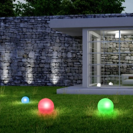 Grundig Glühbirnen für den Außenbereich - mit Stecker - LED - Aufladen mit Solarstrom - Weiß