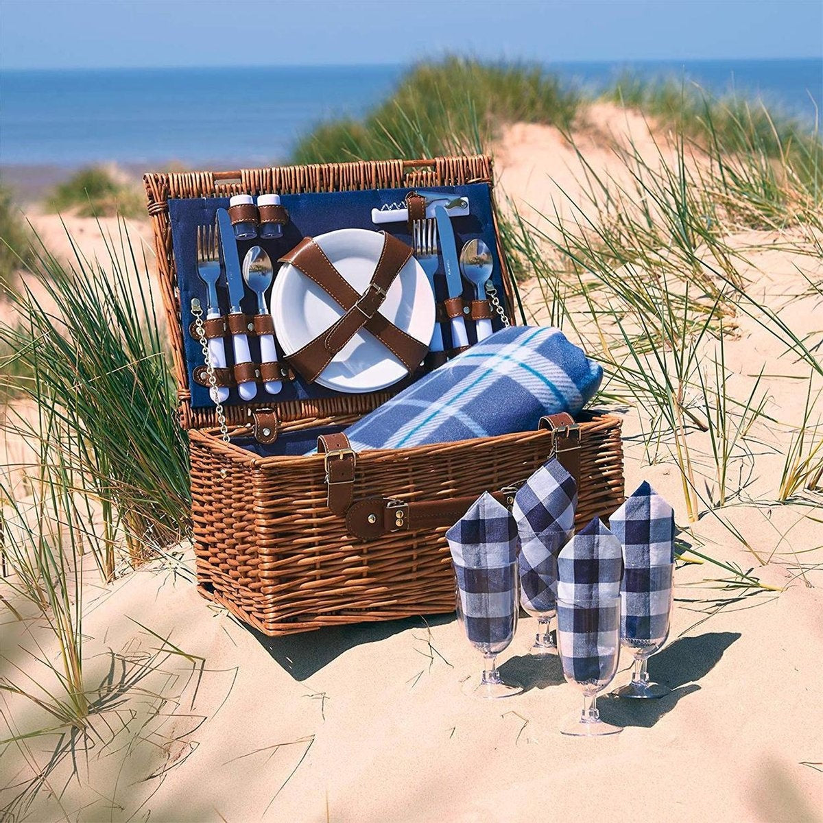 LifeGoods Picknickkorb - 29-teiliges Set mit Picknickdecke - 4 Personen - PU-Leder