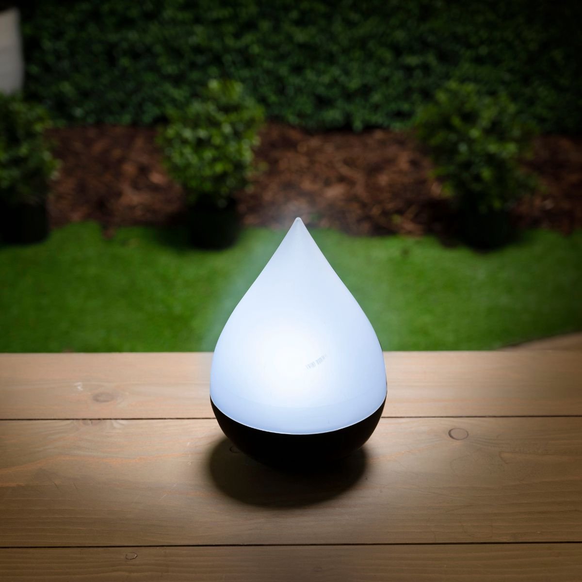 Grundig Solar-Tischlampe in Tropfenform – Weiß/Schwarz – 15 x 15 x 20 cm – Solarbetriebene Gartenbeleuchtung
