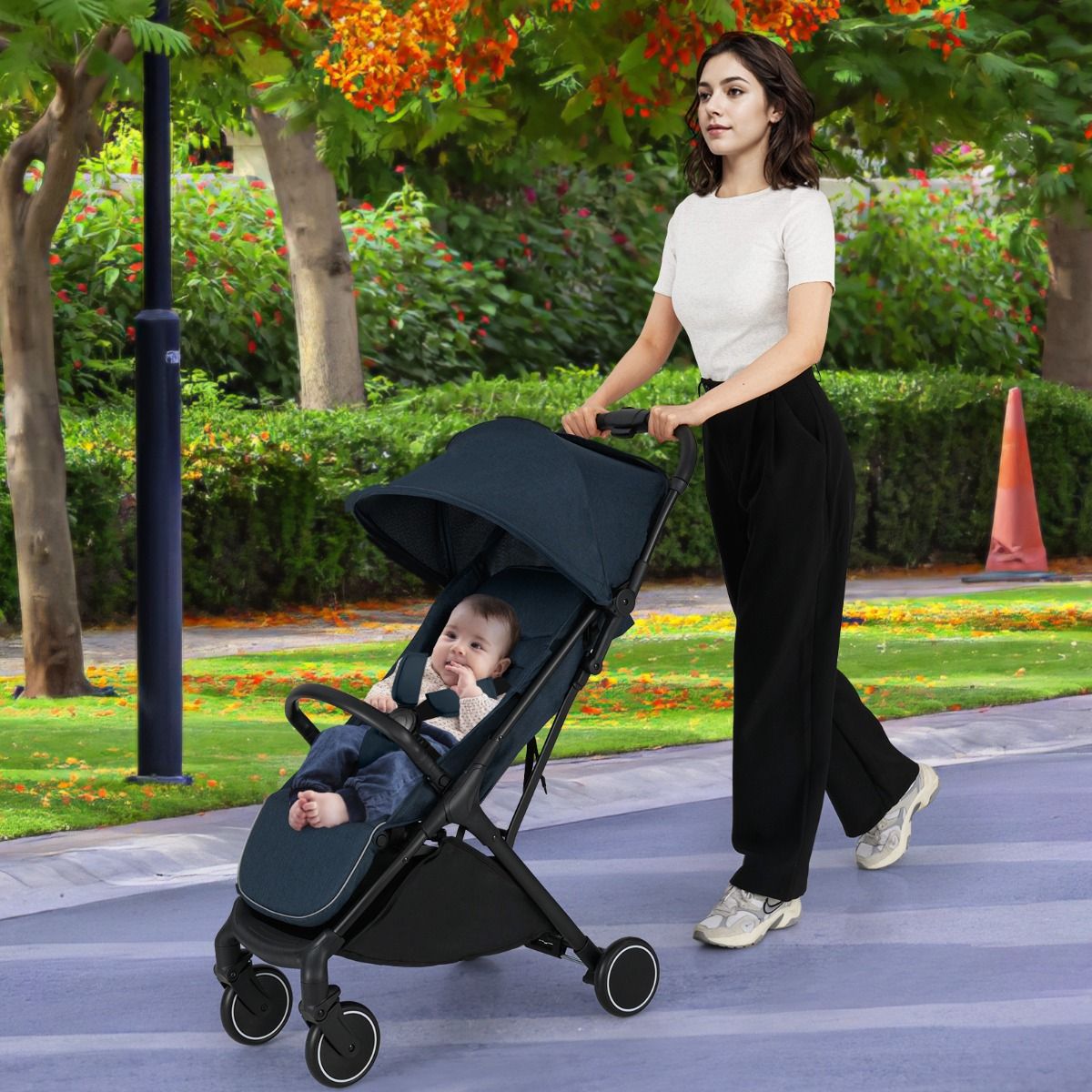 Coast Kinderwagen – leicht und kompakt – mit einer Hand zusammenklappbar – dunkelblau