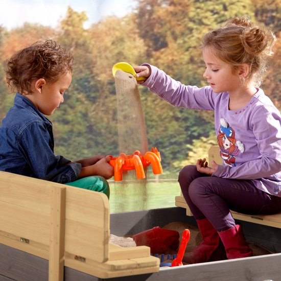 AXI Ella XL Holzsandkasten in Grau/Braun – mit Sitzbänken und Abdeckung – FSC-Holz – 120 x 120 x 20 cm – Sandkasten für Kinder