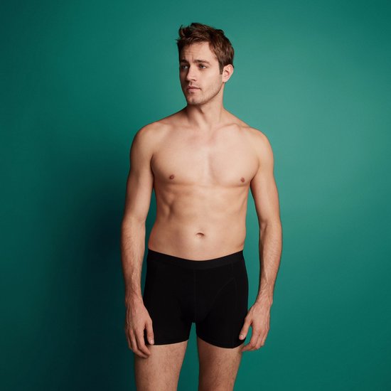 Basics Shorts für Herren | Größe M