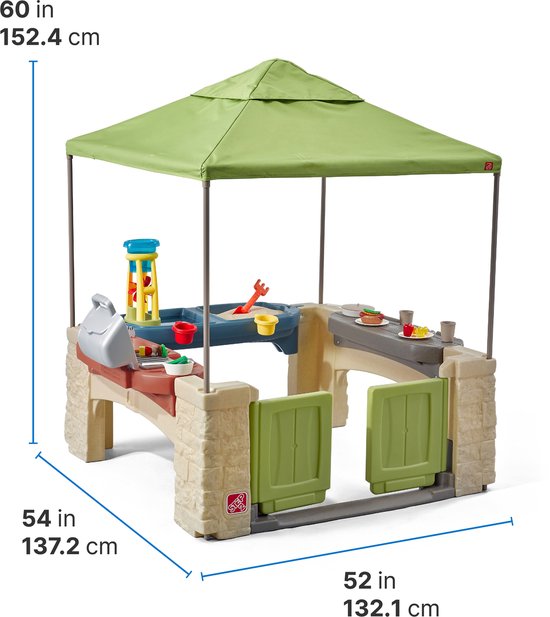 Step2 All Around Playtime Patio mit Überdachung – Spielhaus – Terrasse aus Kunststoff – Geeignet für Kinder im Rollstuhl und Kinder mit eingeschränkter Mobilität – Mit Spielküche und Zubehör – Sand- und Wasserspielzeug