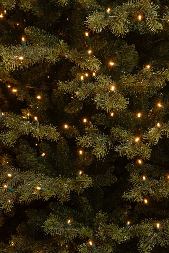 Black Box Trees Clive Künstlicher Weihnachtsbaum mit LED-Lichtern - H215 x Ø142 cm - Grün