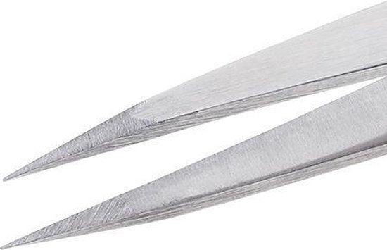 Tweezerman - Punt Tweezer - Classic Stainless Steel - Slant Point Tweezer