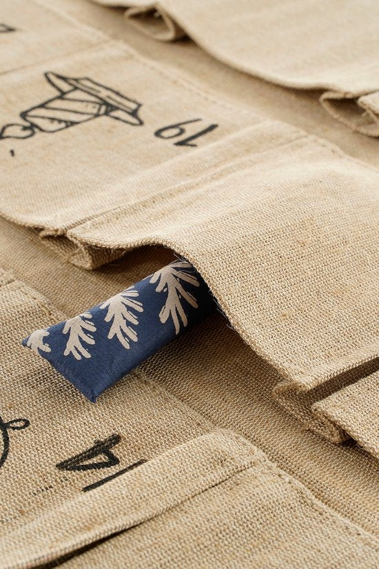 House of Seasons Adventskalender - L85 x B50 cm - Jute - Braun