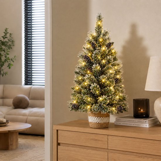 Black Box Trees Vandans Kunstweihnachtsbaum mit Beleuchtung – Weihnachtsbaum H 90 x Ø 48 cm – Kunstbaum im Topf mit verschneiten Zweigen – Grün
