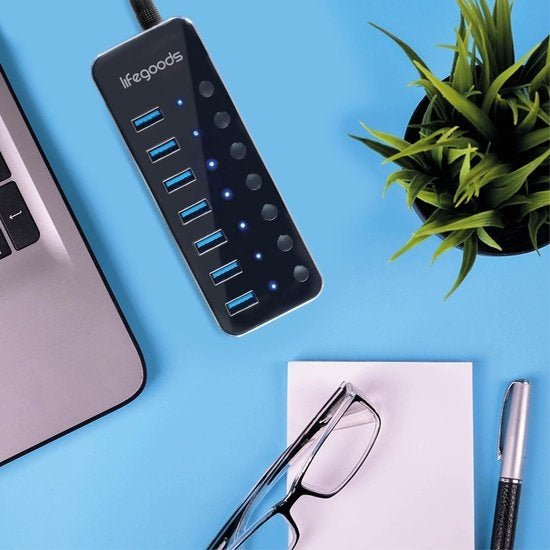 Auronic USB Hub 3.0 - USB Splitter mit 7 Ports - mit Netzteil - 5 GBPs - Led-Anzeige - Schwarz