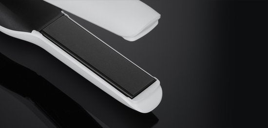 ghd – Unplugged Cordless Styler Glätteisen – Weiß