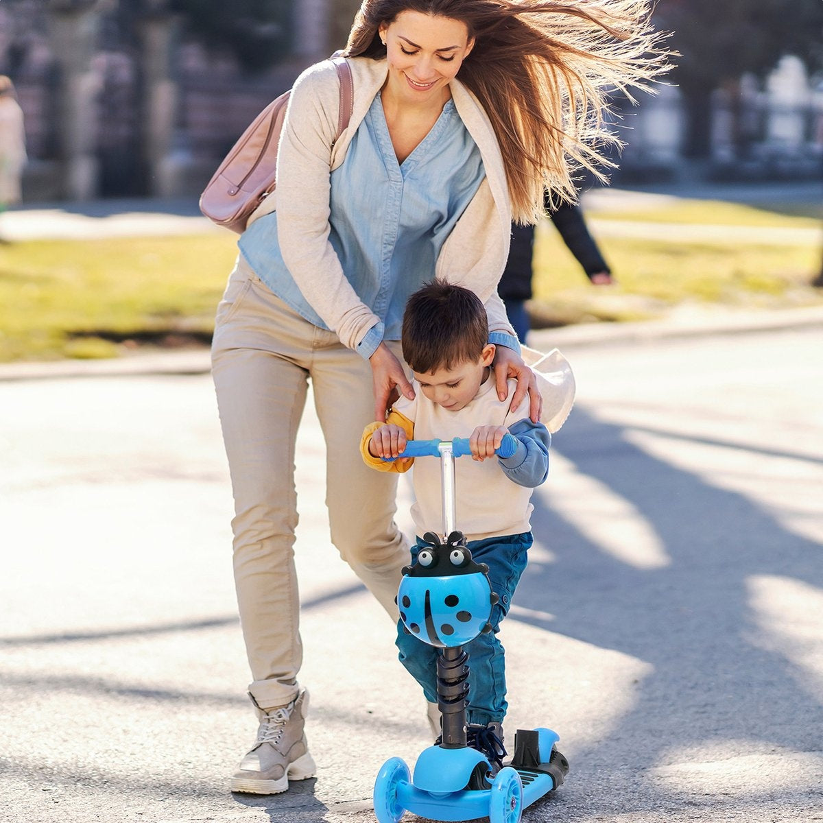 LifeGoods MultiRider - Kinderroller mit Schiebestange - 3 -8 Jahre - Jungen/Mädchen - 3 leuchtende Räder - Blau