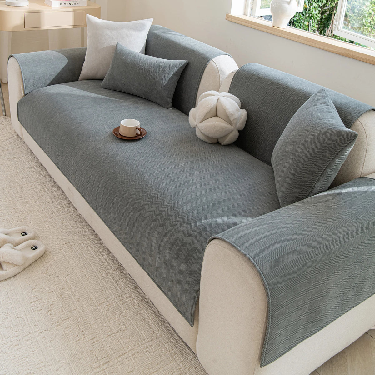 Ochama Sofabezug nur für den Sitzbereich – rutschfest – 70 x 180 cm – Polyester – Grau