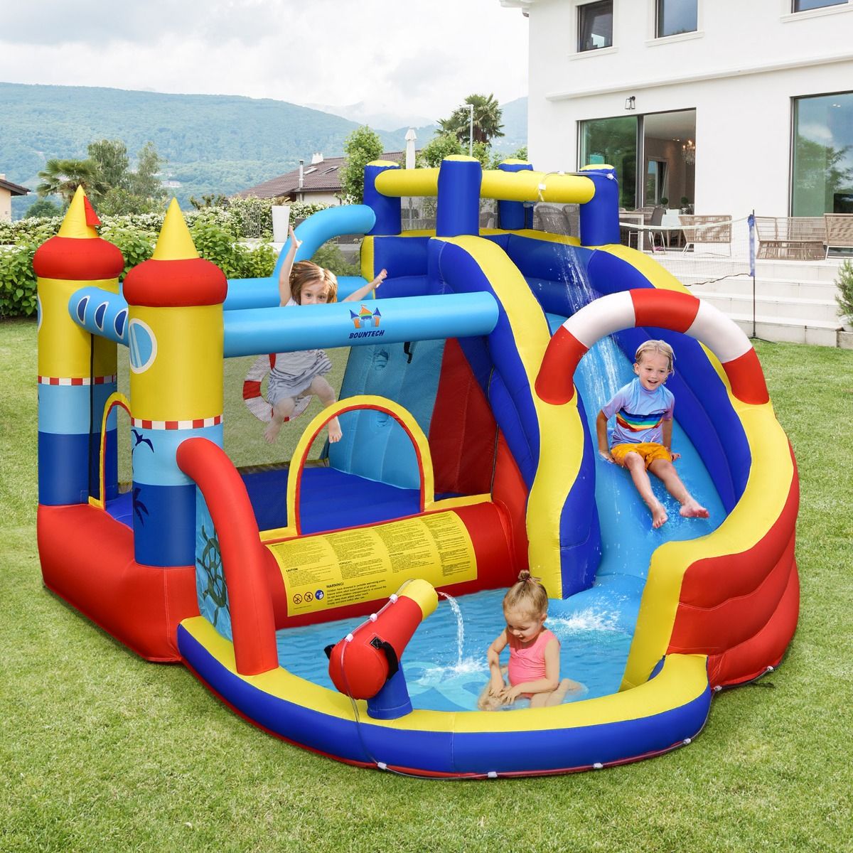 Coast Aufblasbare Spielburg „Piratenschiff“ – 5-in-1-Wasserpark mit Rutsche und Kletterwand – inklusive Wasserpistole und Ventilator – 360 x 290 x 200 cm