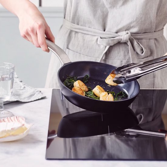 Greenpan Evolution Eco Bratpfanne - Mit keramischer Antihaftbeschichtung - PFAS-frei - 20 cm - Schwarz