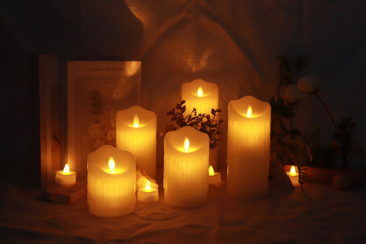 FUEGOBIRD Wiederaufladbares LED-Kerzen-Set 3-teilig - 7,5x10cm / 7,5x12,5cm / 7,5x15cm - Tränen Elfenbein - Realistische bewegliche Flamme - Inklusive Fernbedienung & USB-Ladekabel - Dimmbar & Timer-Funktion - 2025 New Style