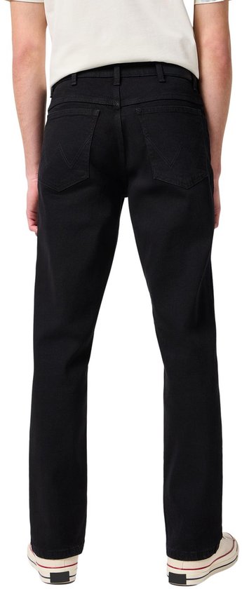 Wrangler STRAIGHT BLACK RINSE Herren-Jeans, Größe 33 x 30