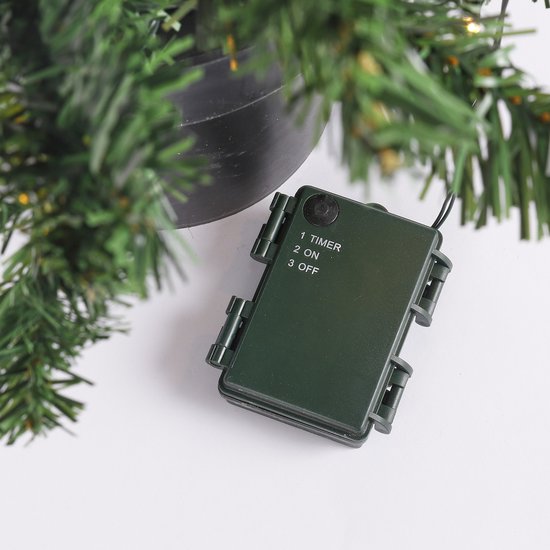 Black Box Trees Norton Weihnachtsbaum- und Weihnachtskranz-Set – 2 künstliche Weihnachtsbäume und 1 Kranz mit LED-Beleuchtung – Grün