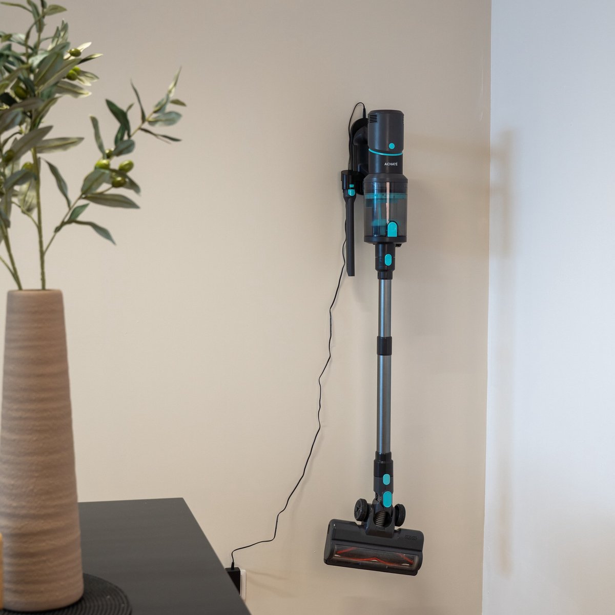 Achaté© - Stabstaubsauger - Kabellos - 4 Aufsätze - LED-Anzeige - Staubbuster