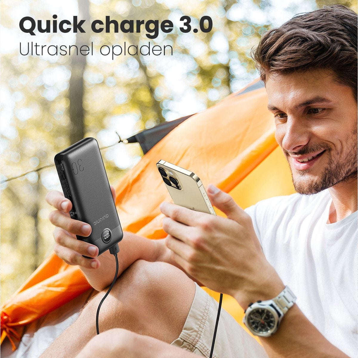 Auronic Powerbank - 30.000 mAh - 4 Ladeanschlüsse - Schnellladefunktion - USB/Micro-USB/USB-C - Schwarz
