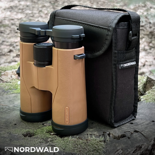 Nordwald 10x42 Fernglas – Cognac – mit Smartphone-Adapter