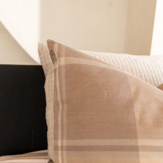 Kayori Mondo Bettbezug aus Tencel – 140 × 200–220 + 1 Kissenbezug – Einzelbett – Weich & kühlend – Sand