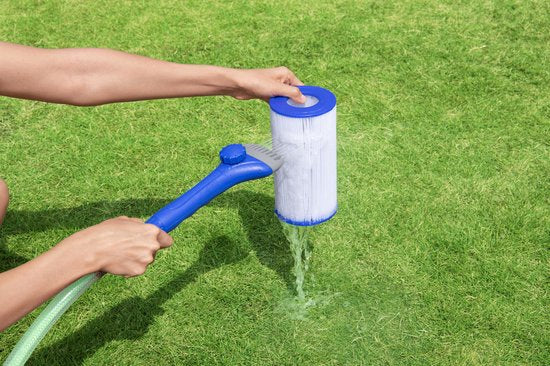 Bestway Filterreinigungsbürste - Effiziente und sparsame Poolpflege