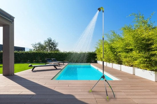 Kinzo Verstellbare Gartendusche - âŒ€56 x 160/220CM - Inkl. Stativ, Duschkopf und Gartenschlauchkupplung - Kunststoff/Aluminium - Grün/Silber