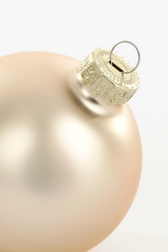 Mica Decorations Weihnachtskugeln – 26 Stück – Weihnachtsschmuck für den Weihnachtsbaum – Glänzende und glitzernde Ornamente – Spitzen und Kugeln in verschiedenen Größen – Ø 7 cm – Cremefarben