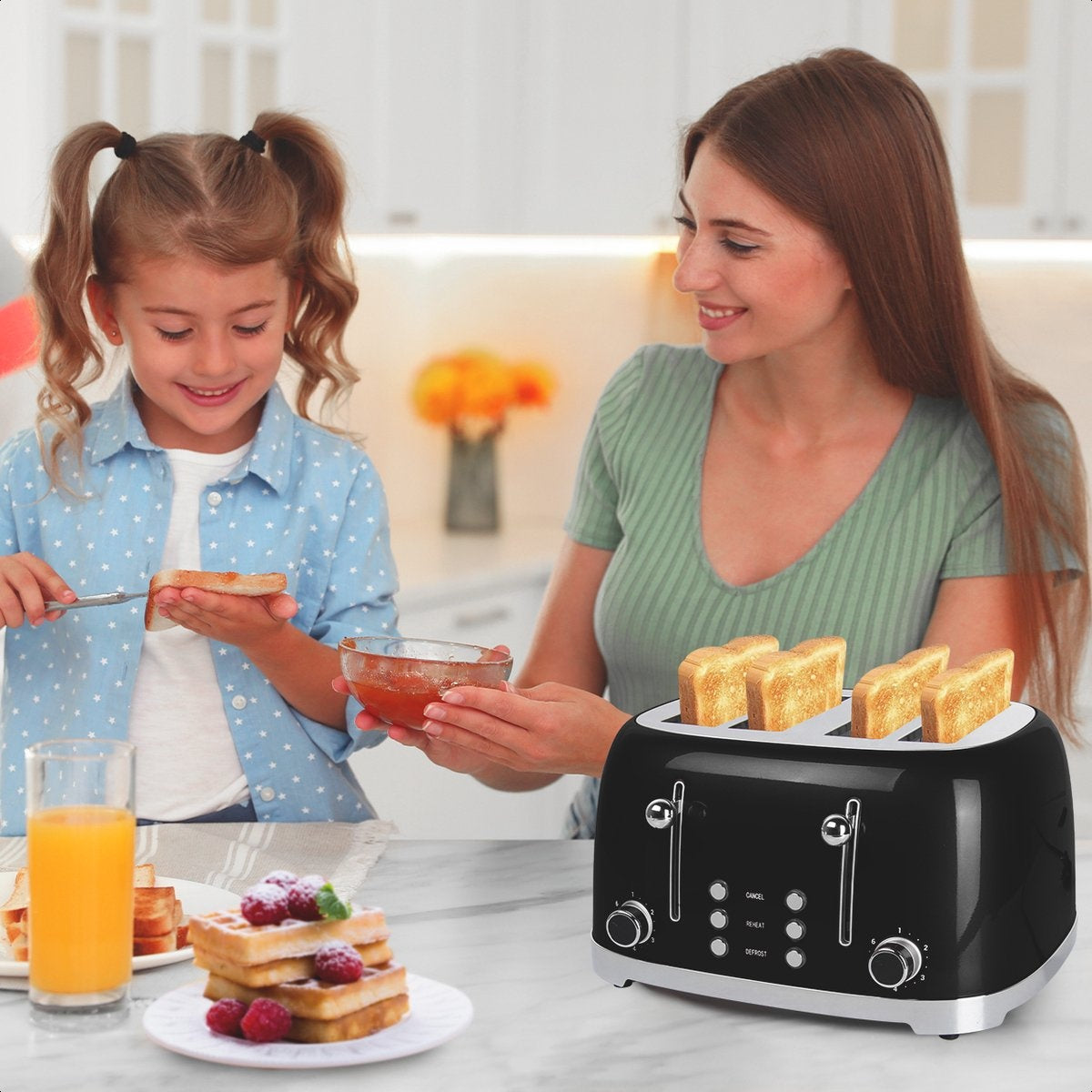 KitchenBrothers Retro-Toaster - 6 Heizstufen - 4 extra breite Schlitze - 1630W - Aufwärm- und Auftaufunktion - Schwarz