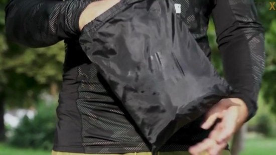 Strex Fahrradabdeckung Universal für alle Fahrräder - Wasserdichtes Ultra Strong Oxford - Fahrradabdeckung für 1/2 Fahrräder - inkl. Aufbewahrungstasche