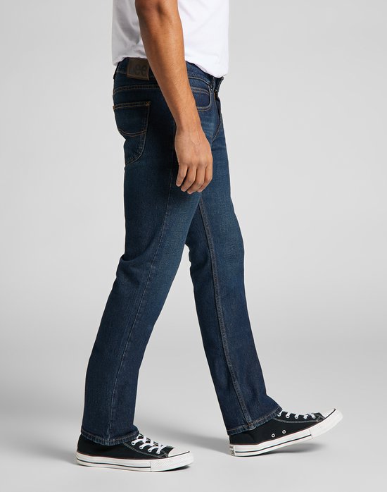 LEE LEGENDARIAN SLIM ROAD RASH MEN'S BREAKERS B32 x L32