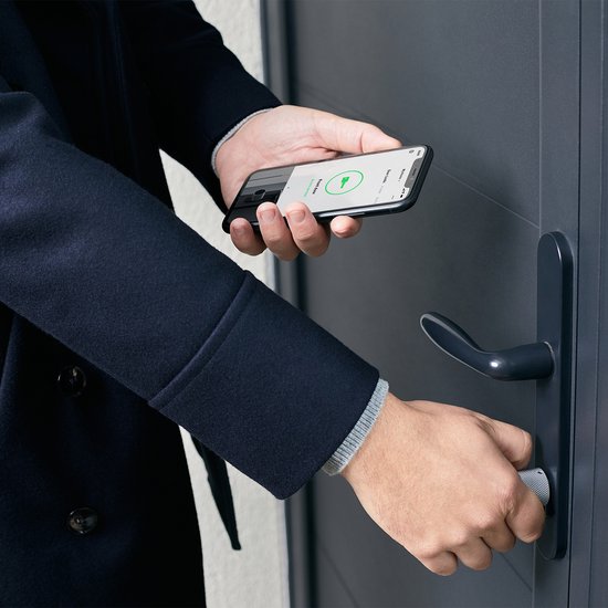 Netatmo Elektrisches Türschloss - Smartes Türschloss - 3 Schlüssel - Smart Keys - NFC Schlüssel - Share Access - Apple Homekit - Silber