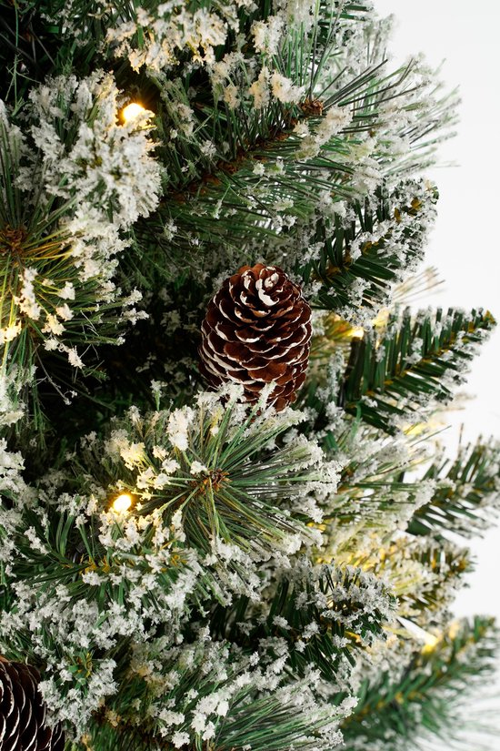 Black Box Trees Vandans Kunstweihnachtsbaum mit Beleuchtung – Weihnachtsbaum H 90 x Ø 48 cm – Kunstbaum im Topf mit verschneiten Zweigen – Grün