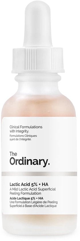 The Ordinary Lactic Acid 5 % + HA 2 % – Gesichtspeeling-Serum für empfindliche Haut