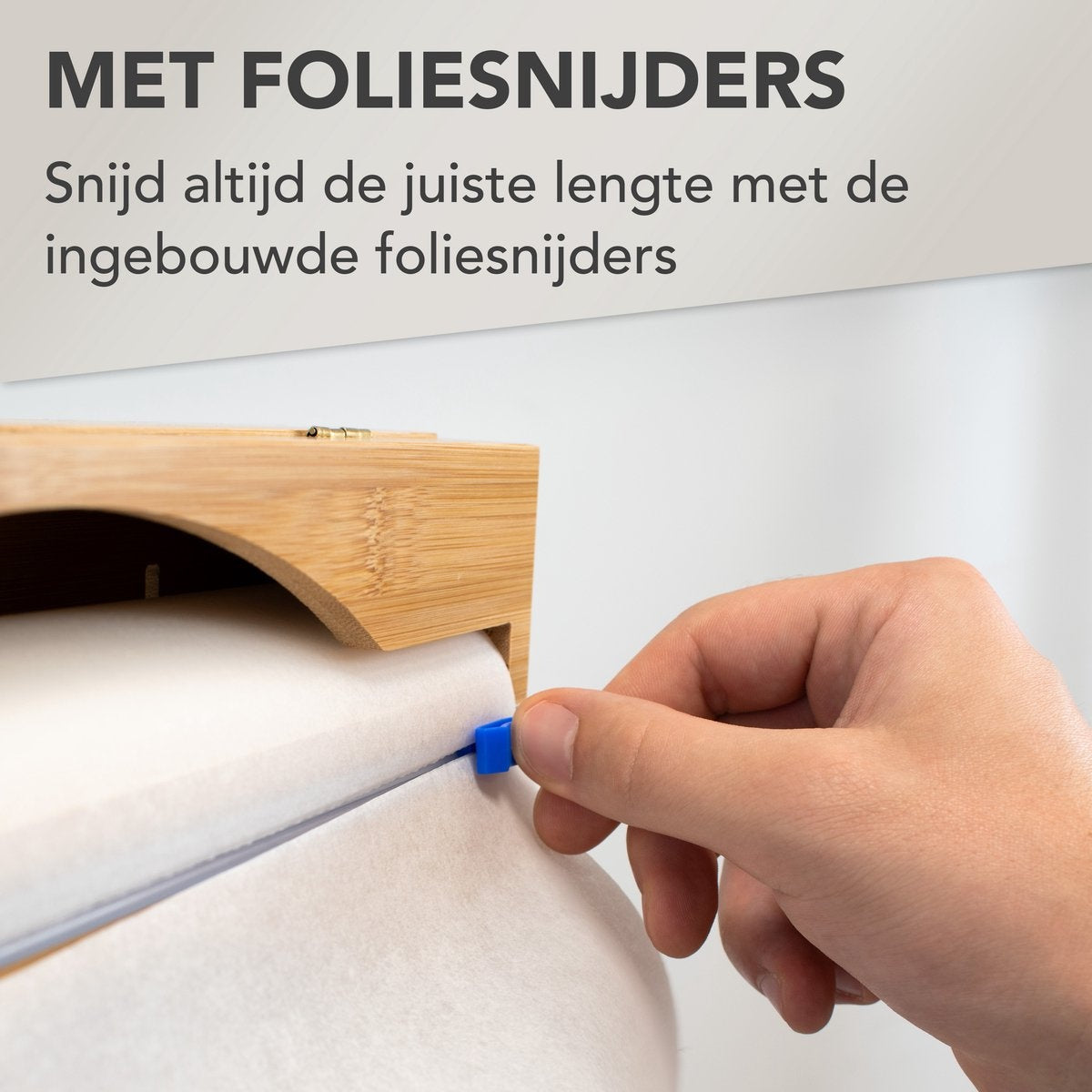 Nimma Rollenhalter - Küchenrollenhalter und Folienhalter in 1 - Inkl. Aufhängesystem und Folienschneider - Geeignet für 3 Folienrollen - Bambus