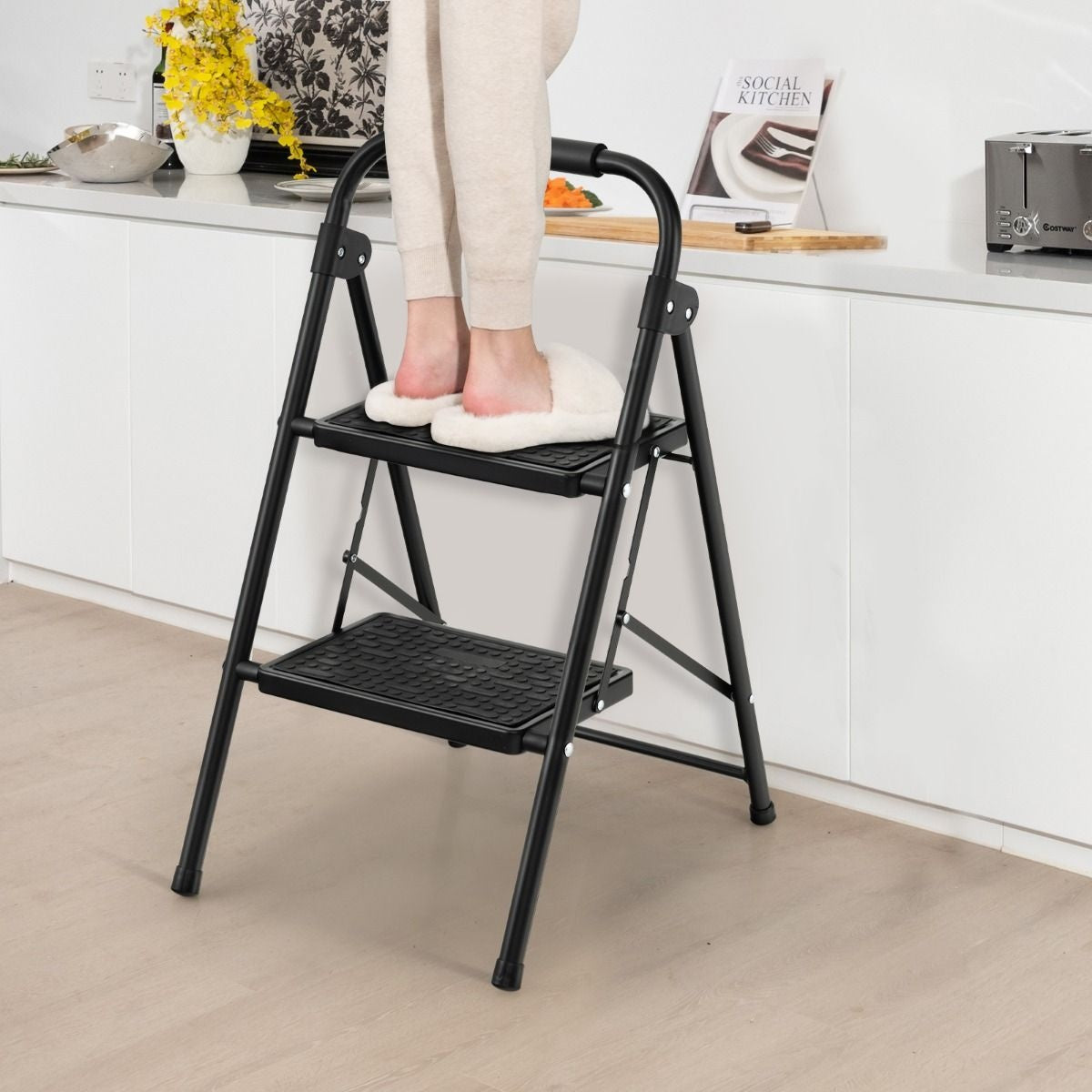Coast Küchenleiter - 2 Stufen - Max 265 kg - 47 x 39 x 71 cm - Schwarz