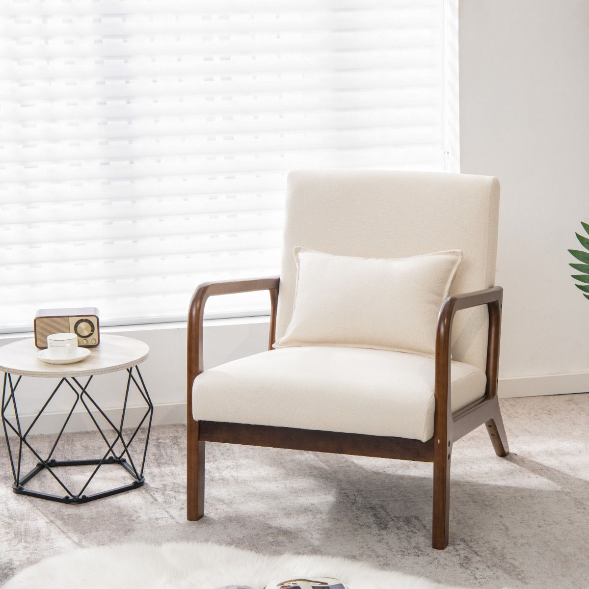 Coast Sessel Lounge Chair gepolstert mit Armlehnen, Rubberwood, Beige, 65 x 79 x 77 cm