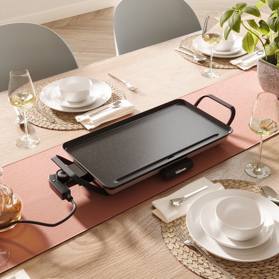 Tristar Backblech – BP-2667 – 2000 W – Gourmet, Grillplatte M 46 x 26 cm – 4–6 Personen