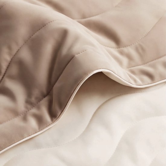 Cloudpillo Kühldecke – Kühldecke 240 x 220 cm – Natural Sand – Beidseitig kühlend – Sommerbettdecke ohne Bezug – Immer kühl schlafen