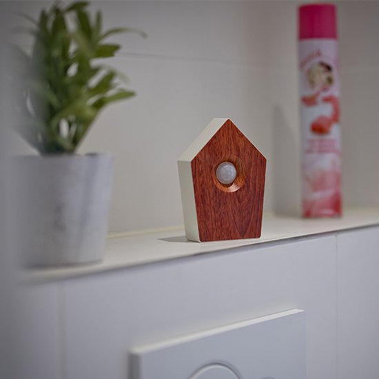 Nexxt Bird Sound House mit Sensor für die Toilette - Einstellbare Lautstärke - WC - Bewegungsmelder - 8,6 x 3,5 x 12,5 cm - 90 g - Schrank - Vogelkasten - Dunkelbraun