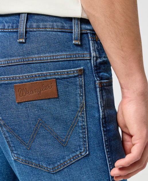 Wrangler River Jeans Men's Raindrop W31/L32 - Bequeme, taillierte Passform, strapazierfähiger Denim