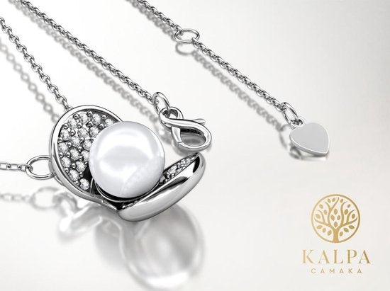 Yolora Damenhalskette mit Anhänger - Perle und 52 Kalpa Camaka Kristalle - Silber - 18K Weißgold vergoldet - Damenhalskette Silber - Schmuck - Luxuriöse Geschenkbox - Geschenkbox - Exklusive Geschenkbox - Schöne Geschenkverpackung