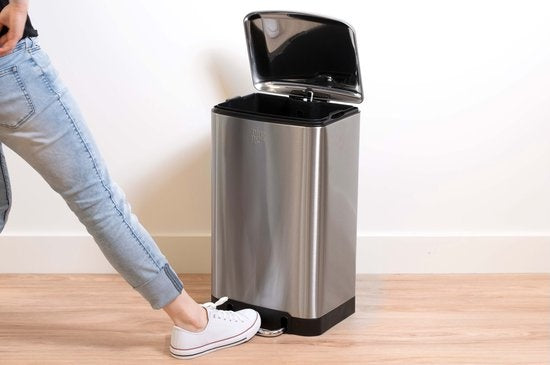 Dirt Devil Treteimer 20 Liter - Abfalleimer - Edelstahl - Silber