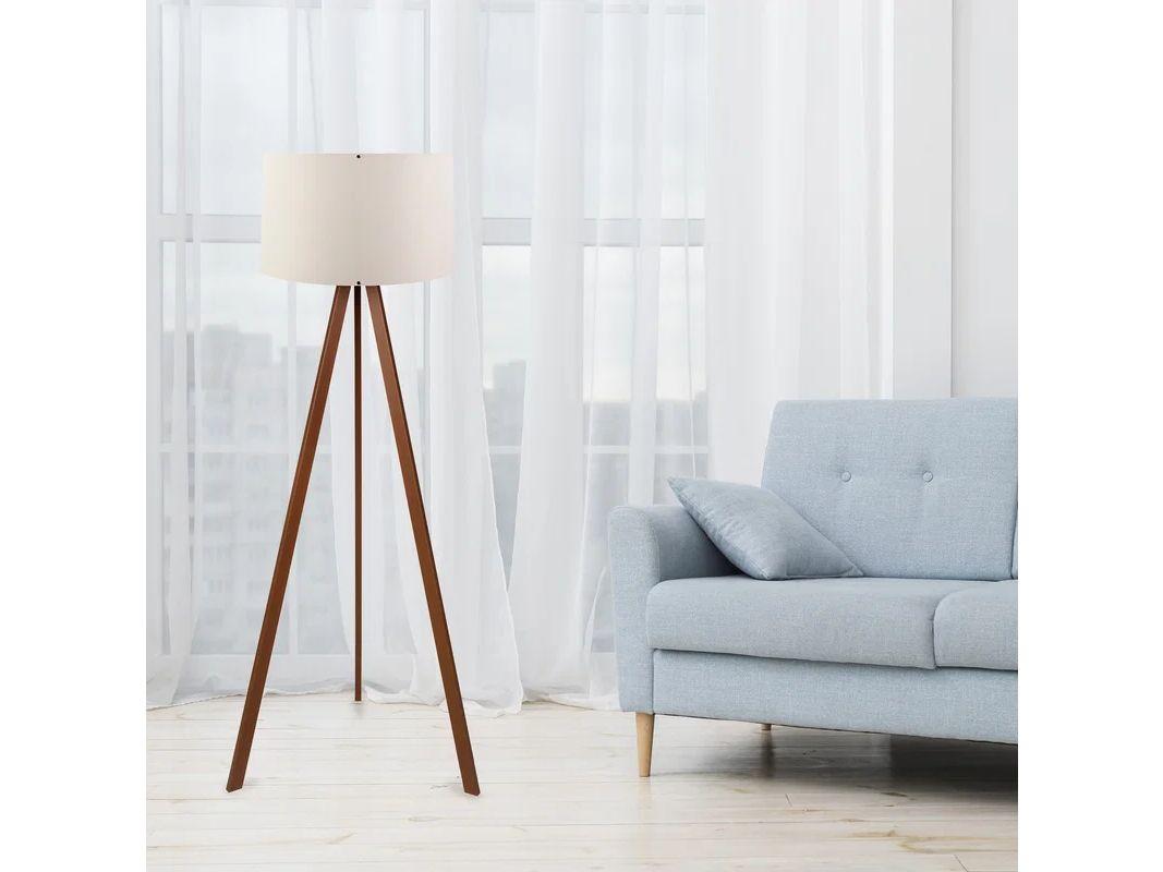 Asir Dreibein-Stehlampe – Holz – 150 cm hoch – Naturfarben