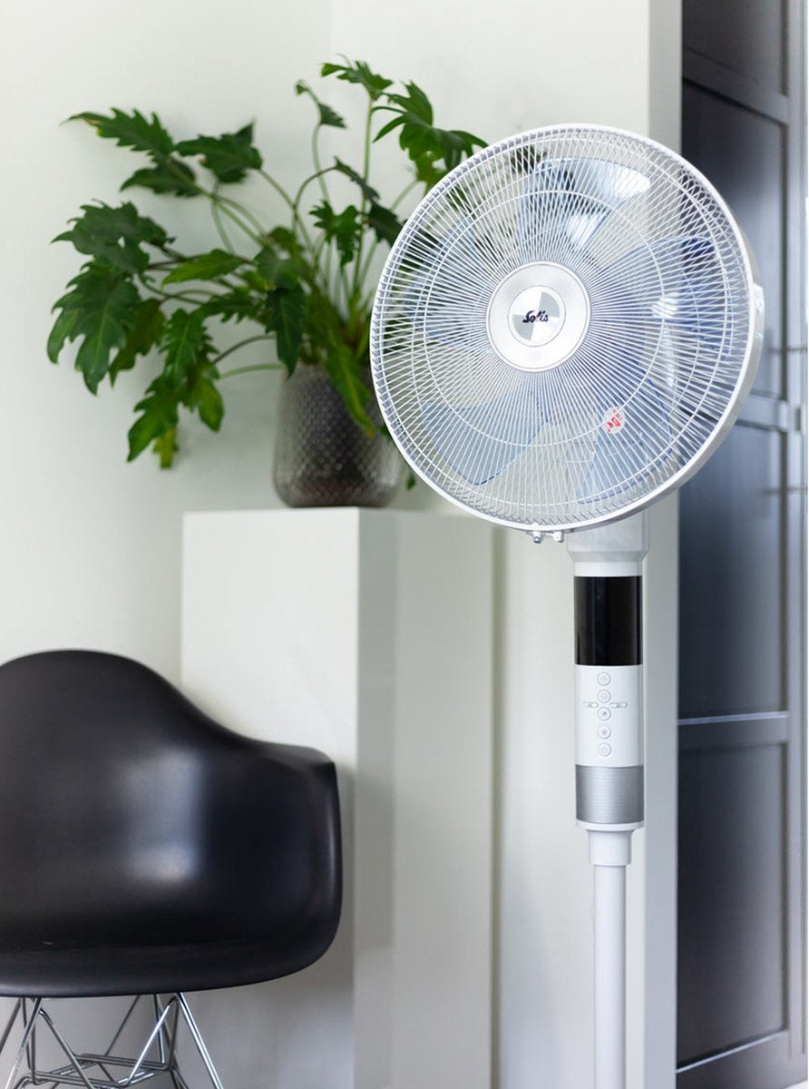 Solis Breeze 360Â° Standventilator 7582 - Standventilator mit Fernbedienung - Timerfunktion - 140 cm hoch - Weiß