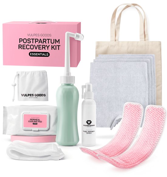 Vulpes Goods®BabyCare – Wochenbett-Set zur Erholung nach der Geburt – Peri-Flasche, Hamamelis-Spray, Slipeinlagen, Wochenbettunterwäsche & Kühlpads – Geschenk zur Geburt für die Mama – Wochenbett-Set – Postpartum-Box – Vaginalspülung – inkl. Umhängetasche