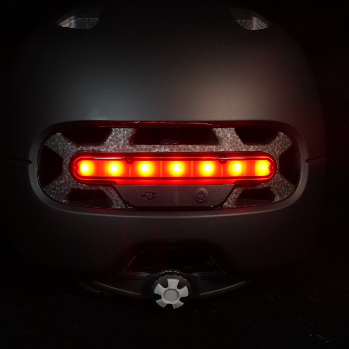 Livall Fahrradhelm - Mit SOS Funktion - Bremslicht - 57-61 cm - Schwarz