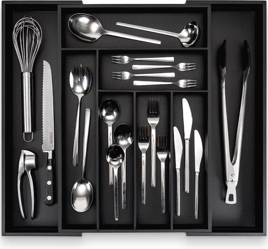 Budu Extendable Bamboo Cutlery Tray #50 (50 cm tief) - Schwarz - Besteckkassette Holz - Besteckschublade - 50 x 34.1 - 56 cm - 6/8 Fächer