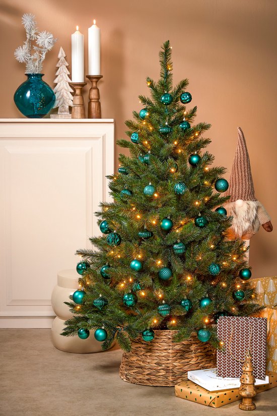 Triumph Tree Bristlecone Kunstbaum – Weihnachtsbaum mit 144 warmweißen LED-Lichtern – Weihnachtsdekoration für den Innenbereich – Klappkonstruktion für schnellen Aufbau – H 155 x Ø 99 cm – Grün